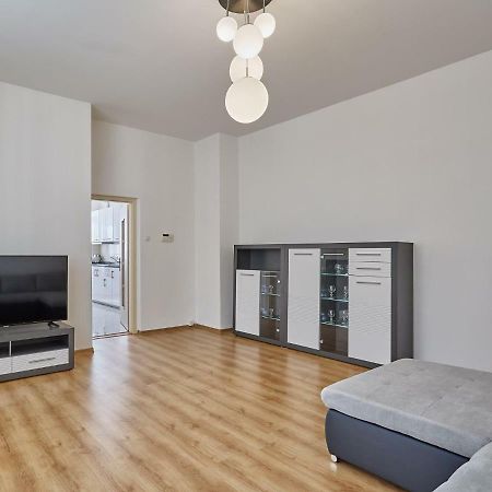 Apartament Olga マリアーンスケー・ラーズニェ エクステリア 写真