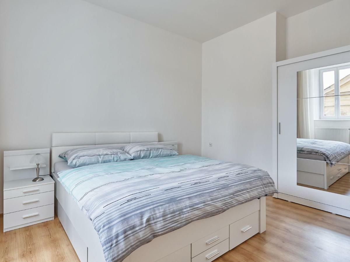 Apartament Olga マリアーンスケー・ラーズニェ エクステリア 写真