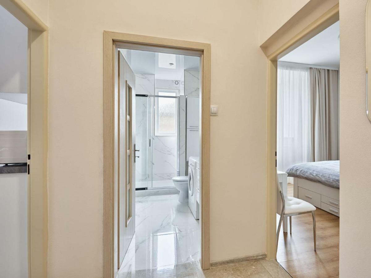 Apartament Olga マリアーンスケー・ラーズニェ エクステリア 写真
