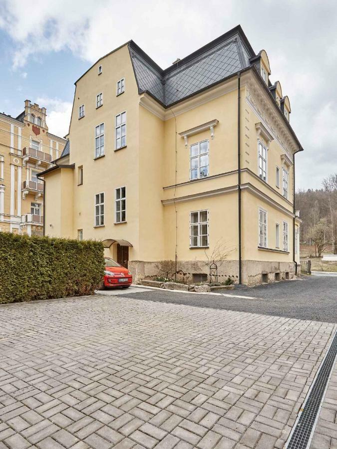 Apartament Olga マリアーンスケー・ラーズニェ エクステリア 写真